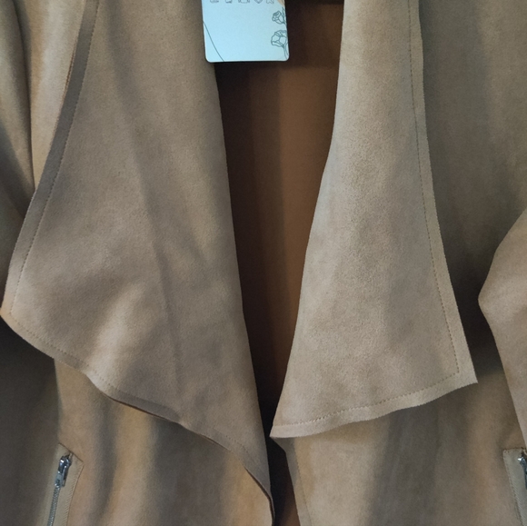 Jacket - Picture 4 of 4